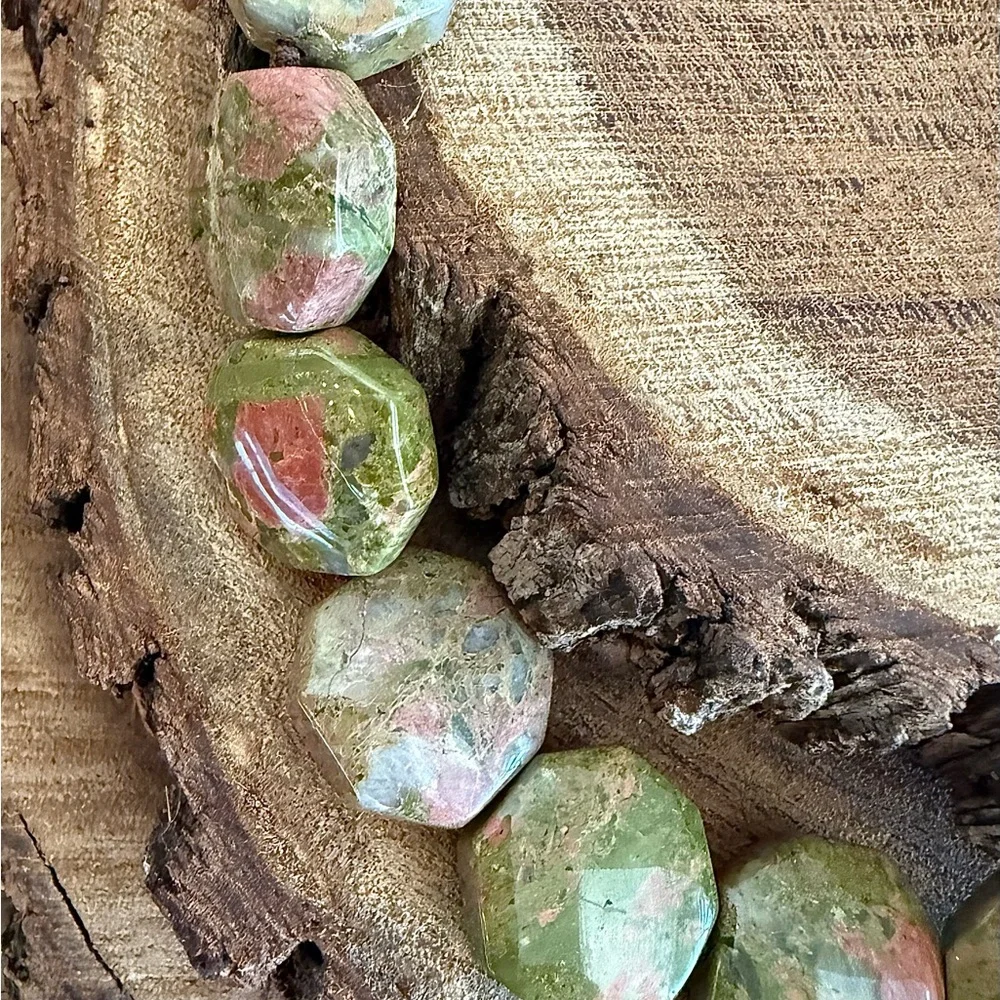 Unakite Octagon Gemstone Necklace - Picture 9 of 11
